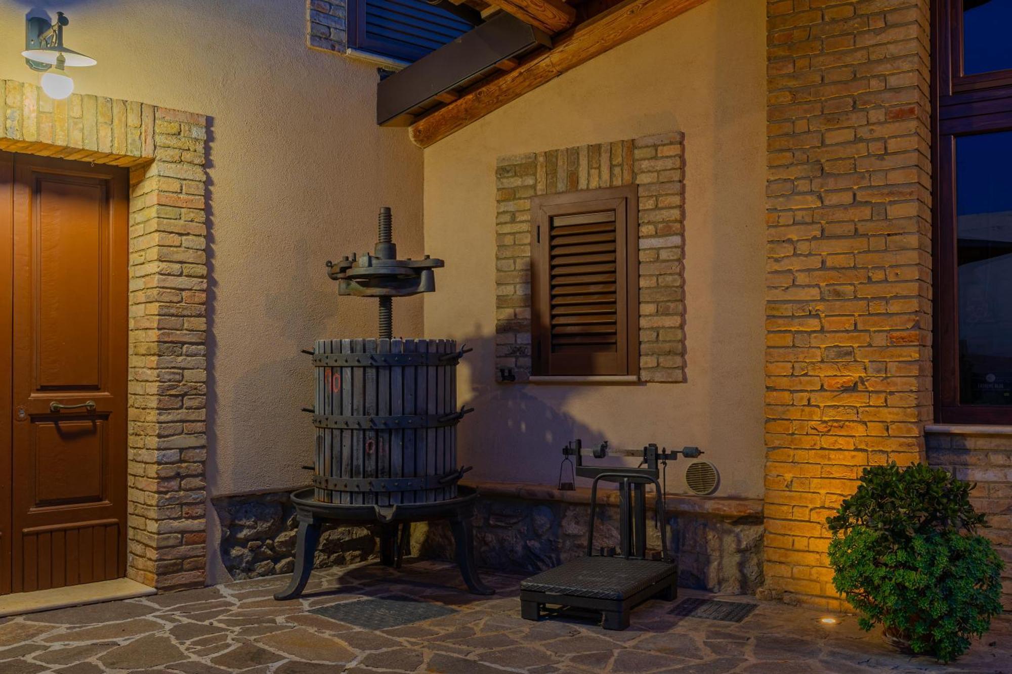 Villa Carulli - Yourplace Abruzzo Villa Caldari Buitenkant foto