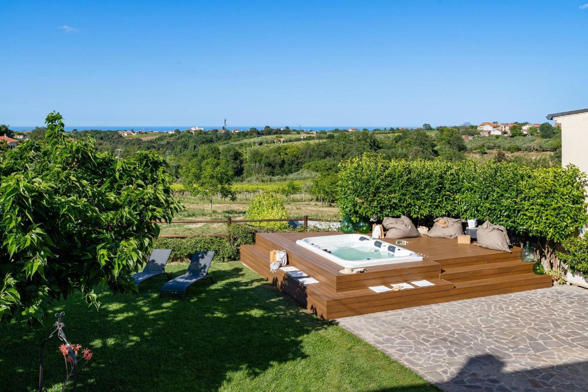 Villa Carulli - Yourplace Abruzzo Villa Caldari Buitenkant foto